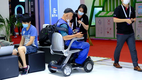 洛必德科技榮登商用服務(wù)機(jī)器人商業(yè)落地資本青睞榜Top10，引領(lǐng)保潔服務(wù)新變革